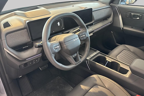 Kia Seltos 8 of 27