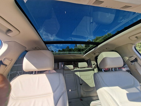 Volkswagen Touareg 8 of 26