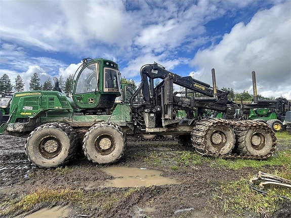 John Deere 1910G 3 of 5