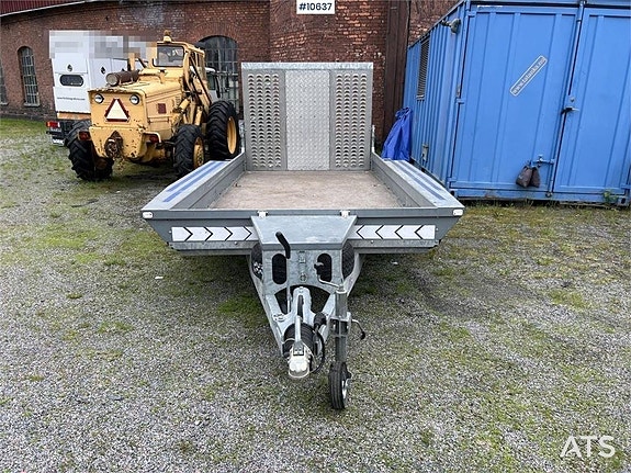 LORRIES Maskinsläp (57,000:- ex moms) 2 of 24