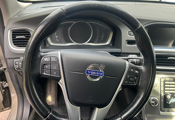 Volvo V60 5 of 10