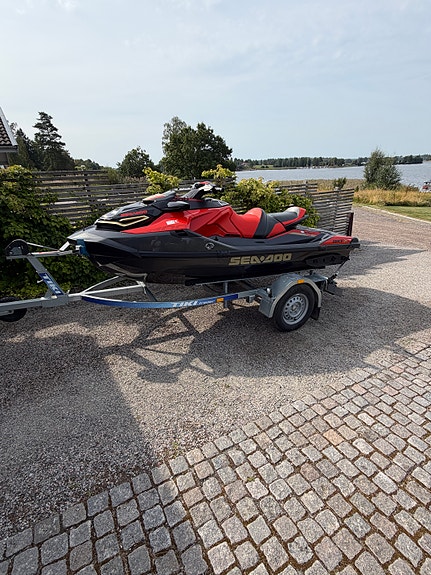 Seadoo RXT X 300 RS 8 of 8