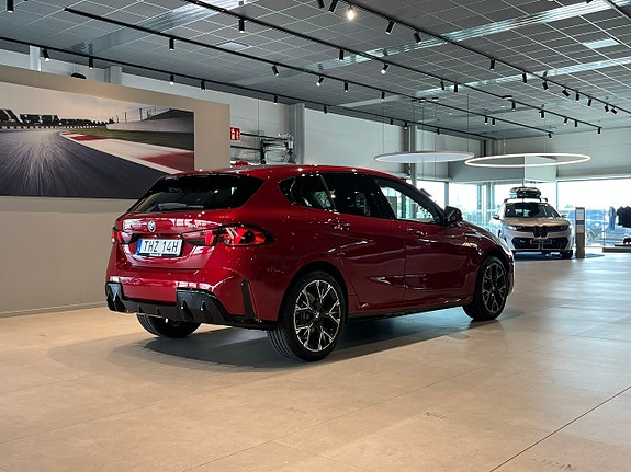 BMW 120 4 of 16