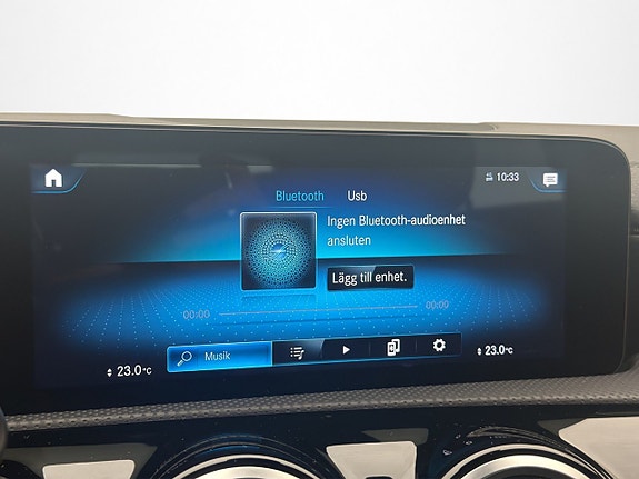 Mercedes-Benz CLA180 17 of 30