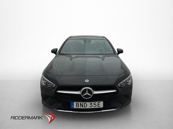 Mercedes-Benz CLA180 2 of 30