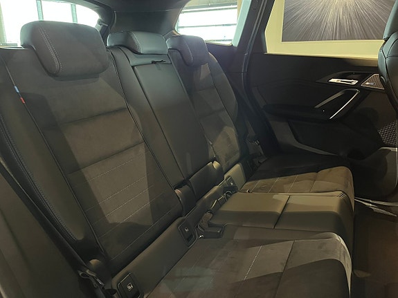 BMW iX1 18 of 20