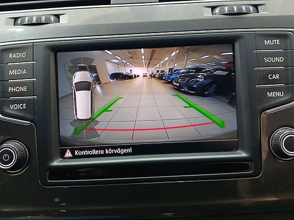 Volkswagen Golf Alltrack 20 of 20