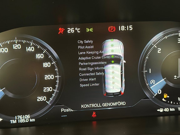 Volvo XC60 20 of 28