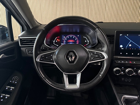 Renault Clio 15 of 27