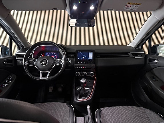Renault Clio 14 of 27