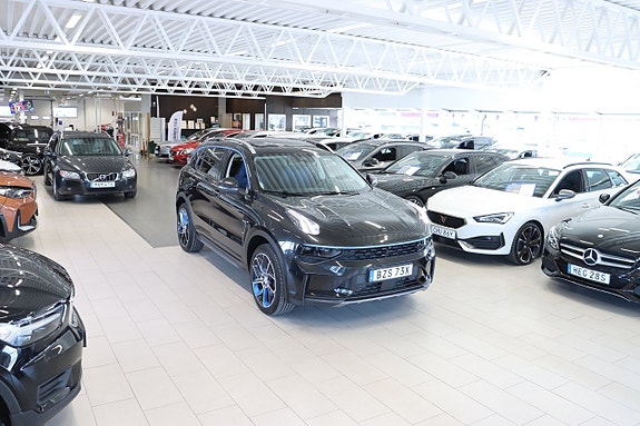 Lynk & Co 01 3 of 28