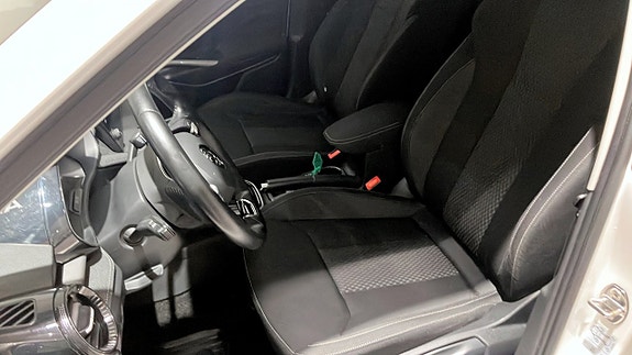 Skoda Fabia 8 of 12