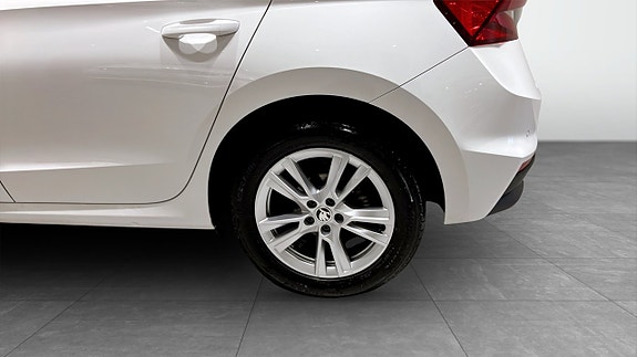 Skoda Fabia 6 of 12