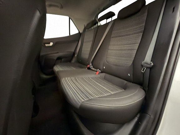 Kia Stonic 15 of 29