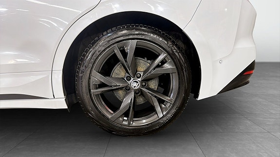 Skoda Enyaq Coupe RS 6 of 22