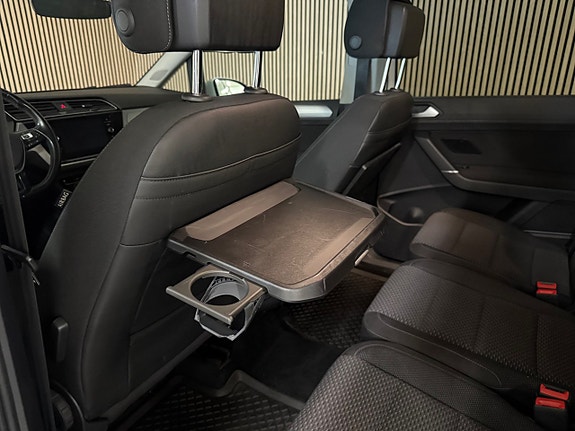 Volkswagen Touran 17 of 30