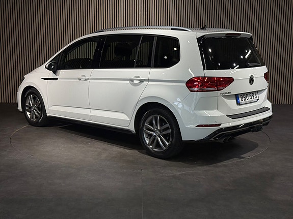 Volkswagen Touran 6 of 30