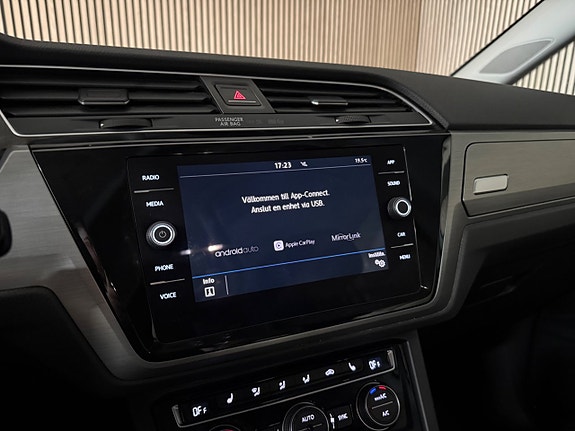 Volkswagen Touran 29 of 30