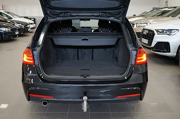 BMW 320d 6 of 16