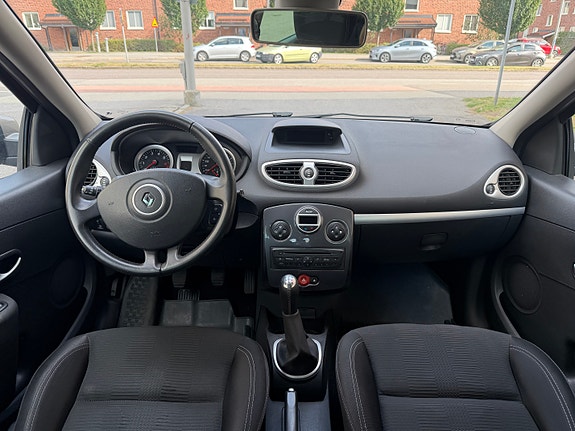 Renault Clio 5 of 6