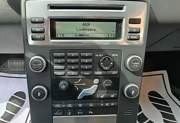 Volvo S80 25 of 26