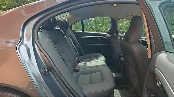 Volvo S80 18 of 26