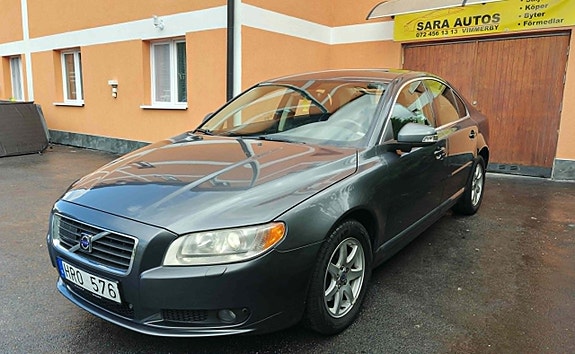 Volvo S80 22 of 26