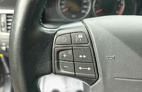 Volvo S80 16 of 26