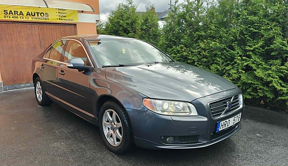 Volvo S80 13 of 26