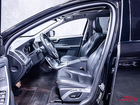 Volvo XC60 10 of 30