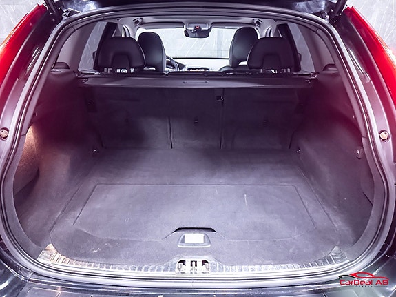 Volvo XC60 18 of 30