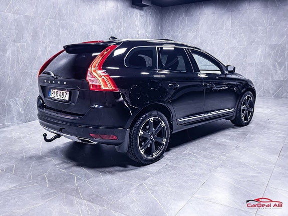 Volvo XC60 7 of 30