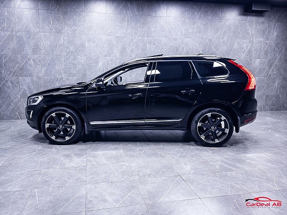 Volvo XC60 4 of 30
