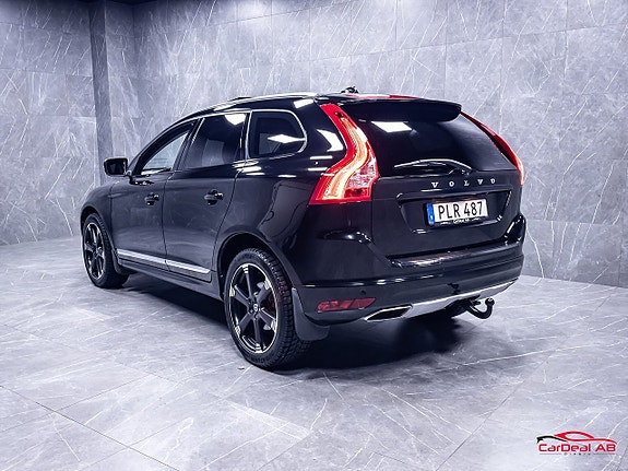 Volvo XC60 5 of 30
