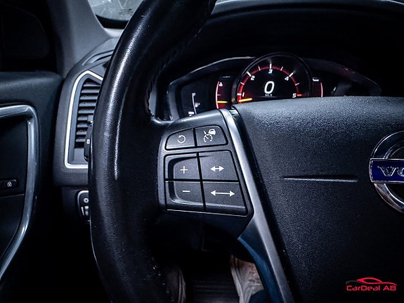 Volvo XC60 24 of 30