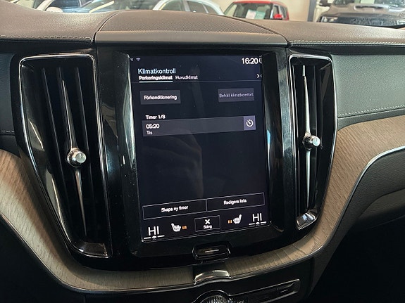 Volvo XC60 18 of 26