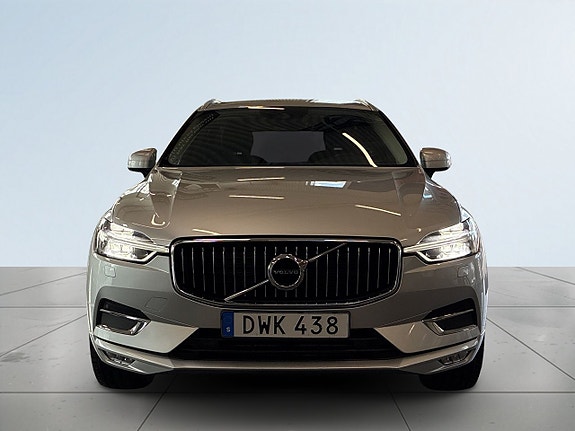 Volvo XC60 2 of 26