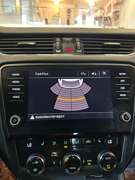 Skoda Octavia 16 of 23