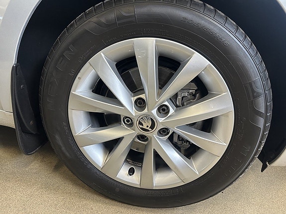 Skoda Octavia 23 of 23