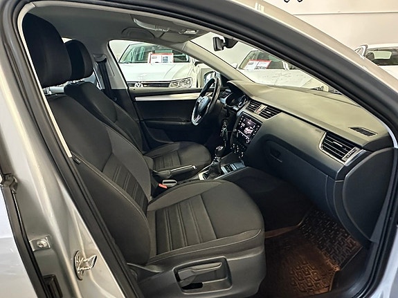 Skoda Octavia 9 of 23