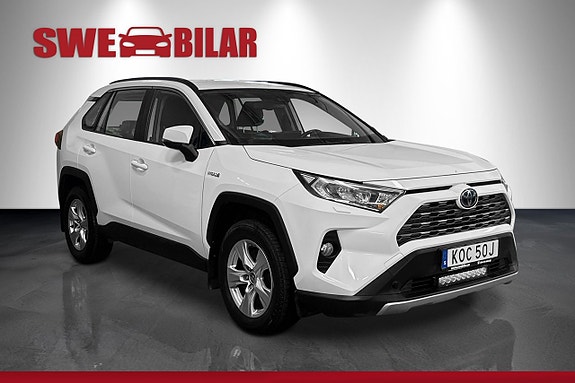 Toyota RAV4 3 of 21