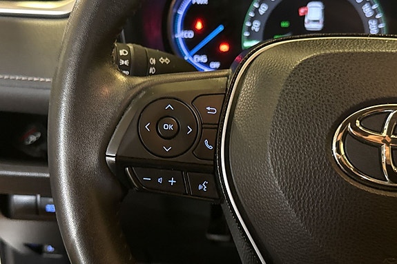Toyota RAV4 16 of 21