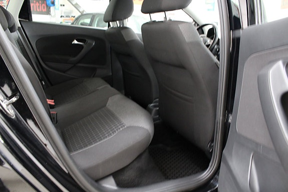Volkswagen Polo 15 of 17