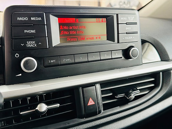 Kia Picanto 19 of 21
