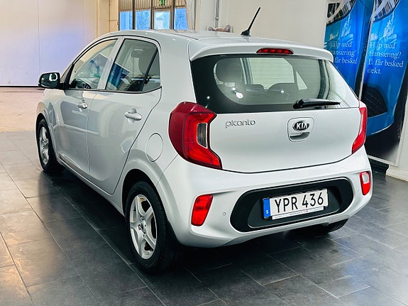 Kia Picanto 7 of 21