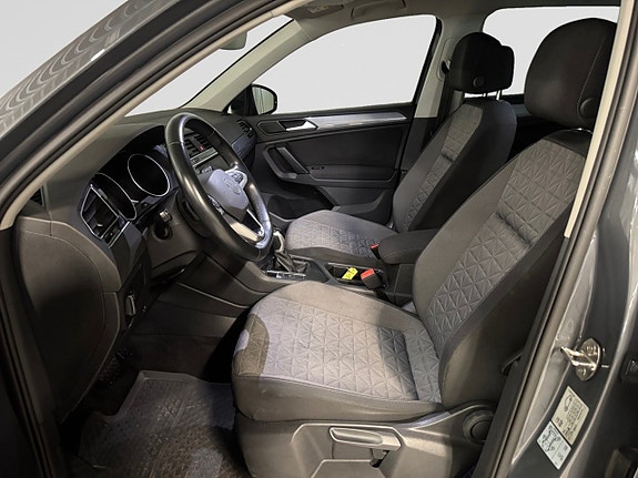 Volkswagen Tiguan 10 of 19
