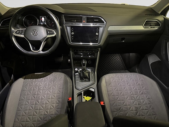 Volkswagen Tiguan 12 of 19