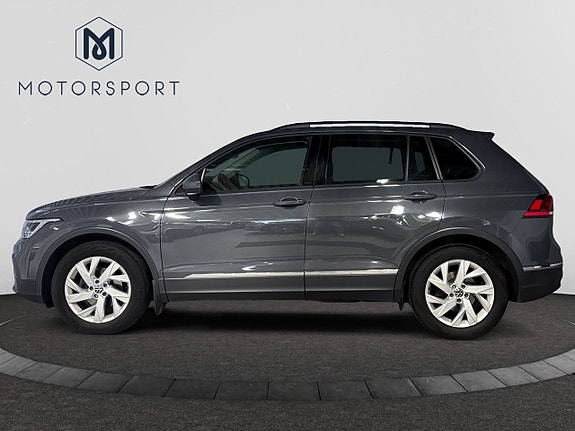 Volkswagen Tiguan 3 of 19