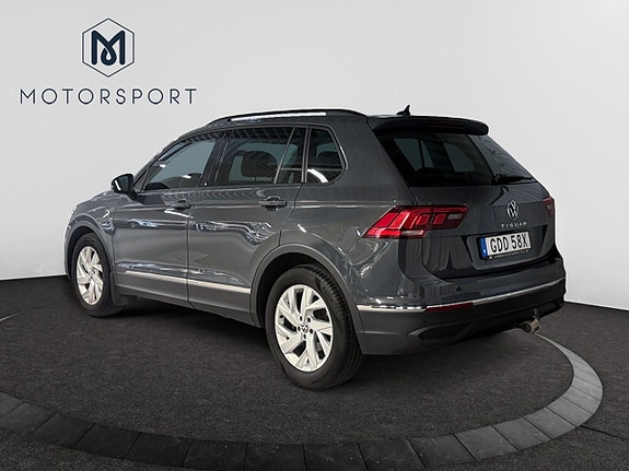 Volkswagen Tiguan 4 of 19