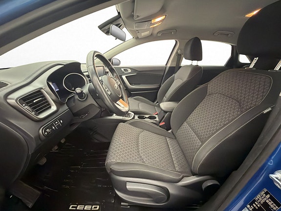Kia Ceed 12 of 30